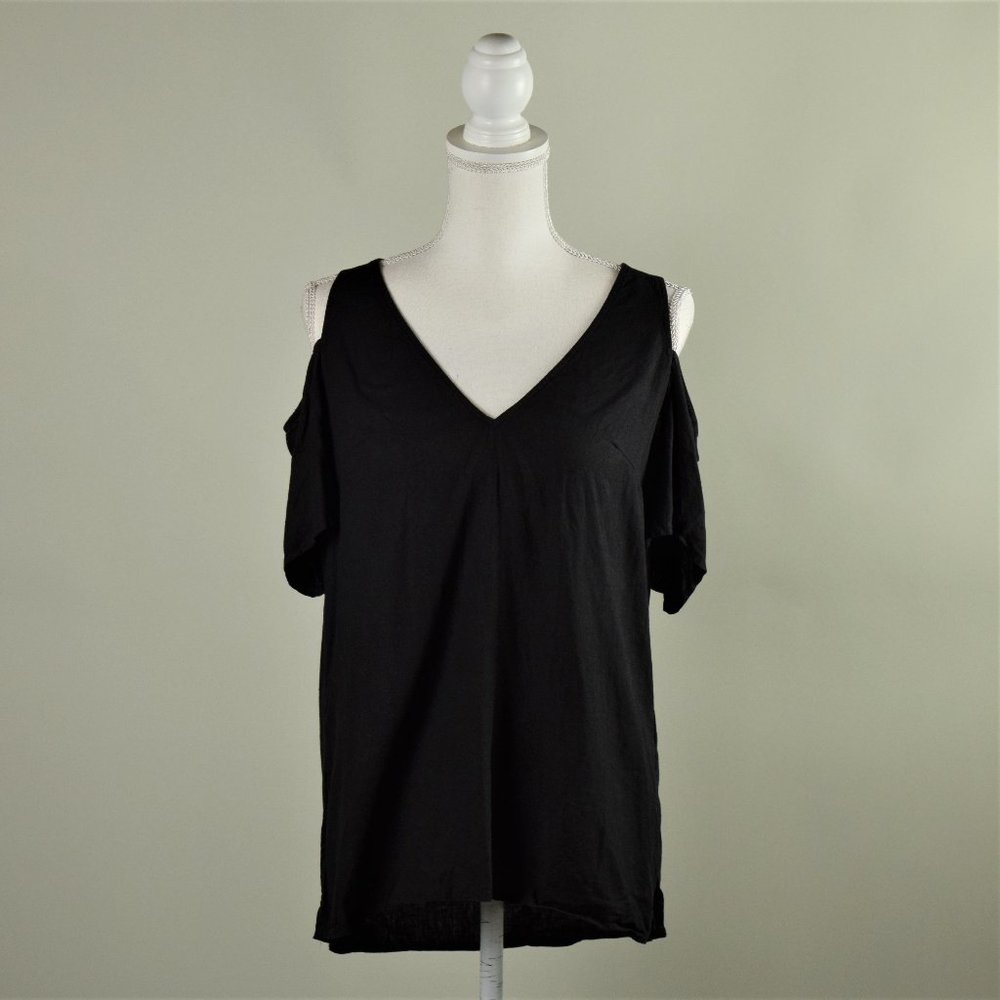 Silence + Noise Linen Cold-Shoulder Top